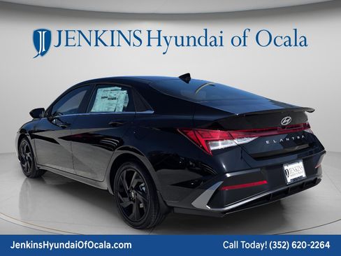 New 2026 Hyundai Elantra SEL Sport Premium FWD image 7