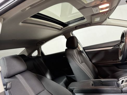 Used 2017 Honda Civic EX image 11