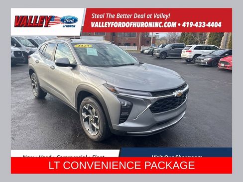 Used 2024 Chevrolet Trax LT w/ LT Convenience Package image 1