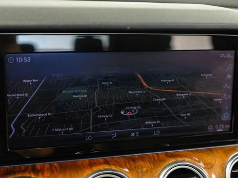 Used 2019 Mercedes-Benz E 300 image 19