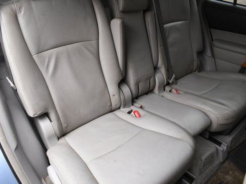 Used 2008 Toyota Highlander Limited AWD/4WD image 29