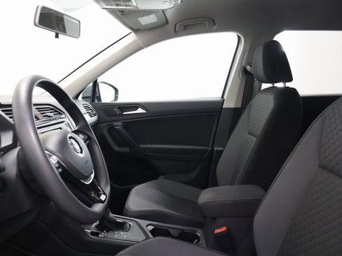 Used 2021 Volkswagen Tiguan S image 13