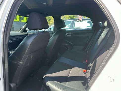 Used 2022 Honda Civic Sport image 9