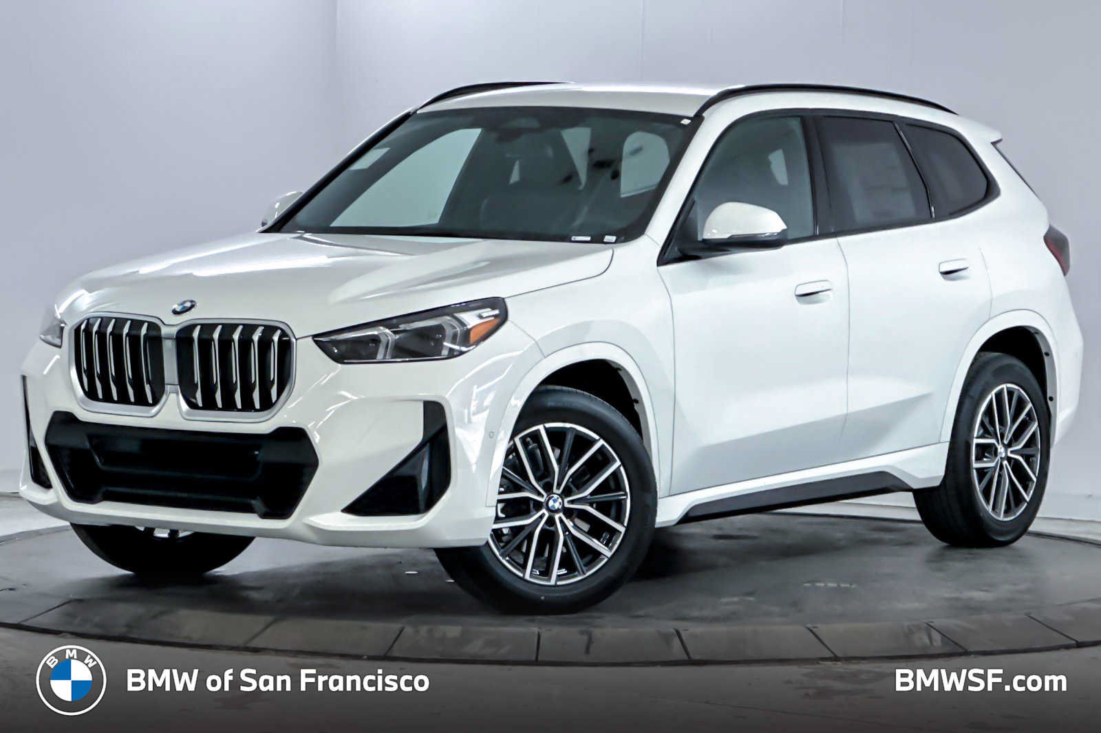 Used 2026 BMW X1 xDrive28i w/ M Sport Package AWD/4WD image 1