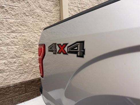 Used 2018 Ford F150 XLT w/ Equipment Group 302A Luxury AWD/4WD image 9