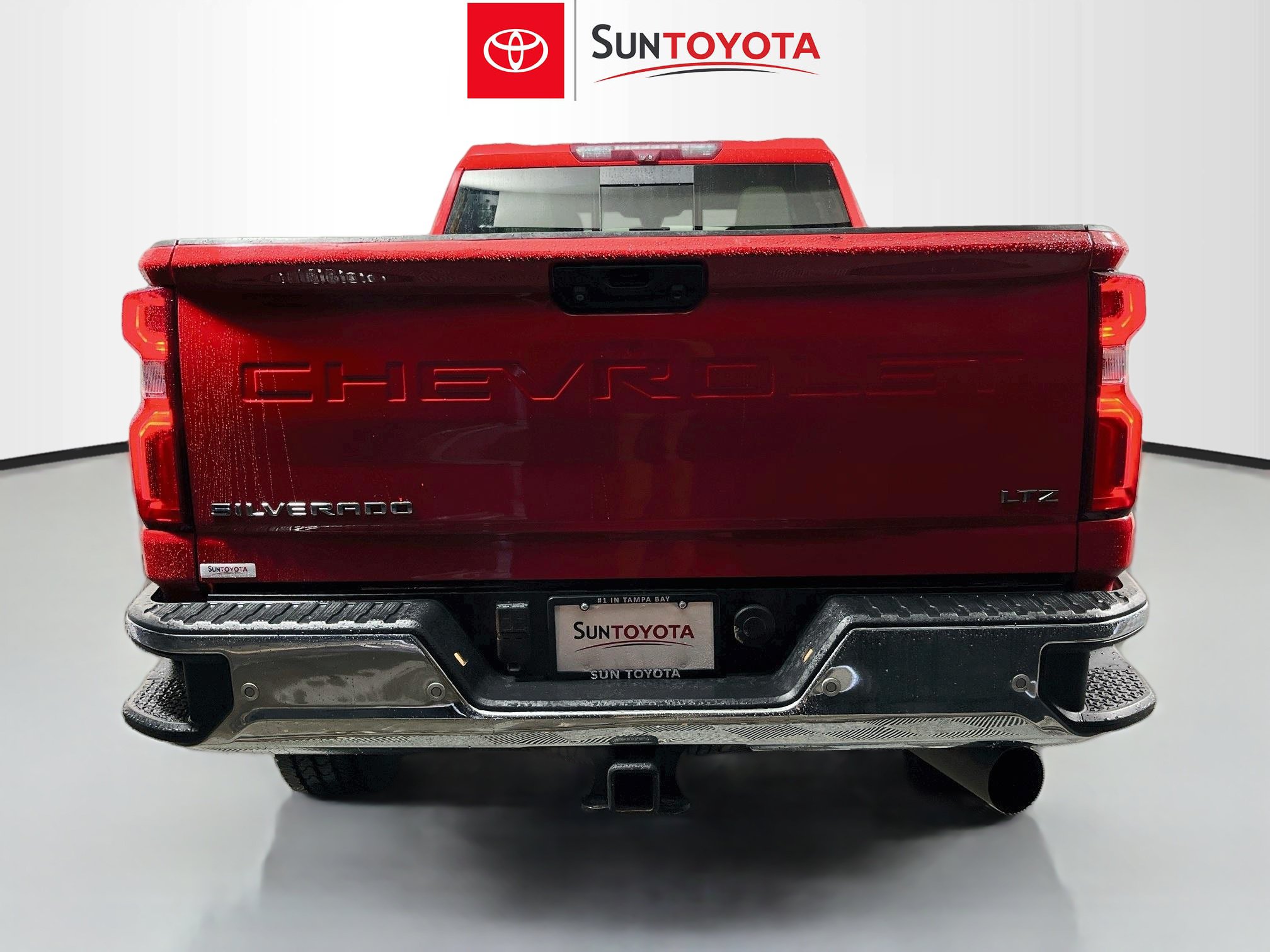 Used 2023 Chevrolet Silverado 2500 LTZ AWD/4WD image 4
