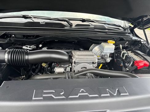 Used 2024 RAM 1500 Limited AWD/4WD image 26