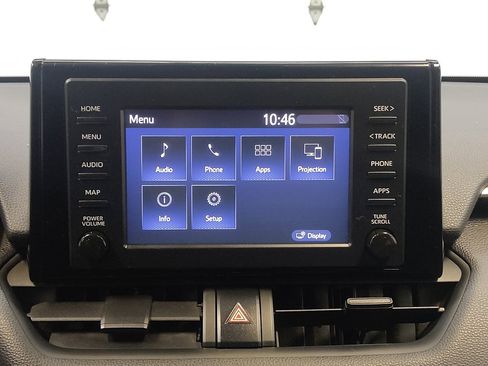 Used 2019 Toyota RAV4 LE FWD image 25