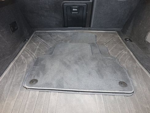 Used 2021 Maserati Levante GTS image 18