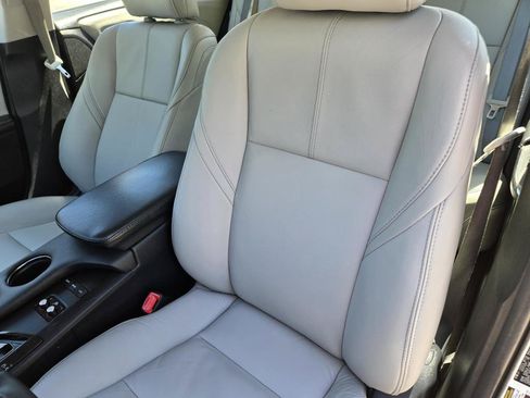 Used 2014 Toyota Avalon XLE Touring FWD image 15