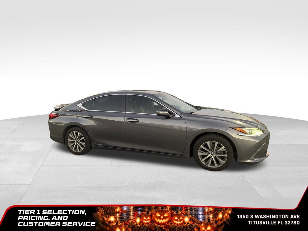 Used 2019 Lexus ES 300h w/ Premium Package FWD image 10