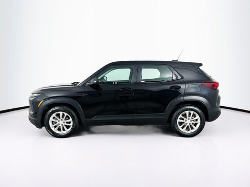 Used 2024 Chevrolet TrailBlazer LS FWD image 4