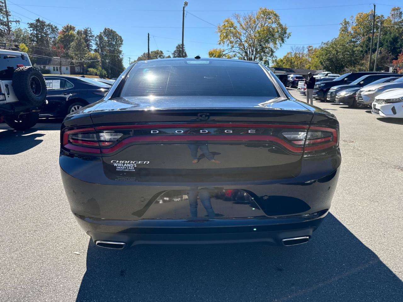 Used 2022 Dodge Charger SXT w/ Leather Interior Group RWD image 4