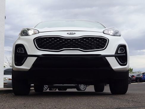 Used 2022 Kia Sportage LX image 17