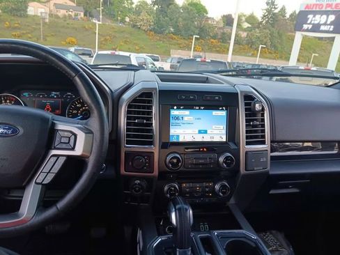 Used 2016 Ford F150 Platinum w/ Technology Package AWD/4WD image 5