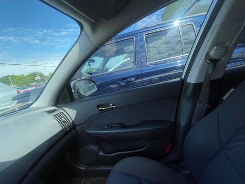 Used 2010 Hyundai Elantra SE w/ Popular Equipment Pkg 2 FWD image 13
