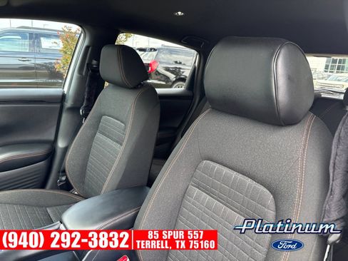 Used 2023 Honda HR-V Sport image 17