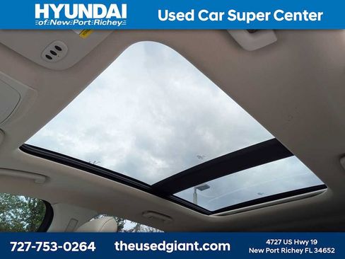 Used 2019 Ford Edge Titanium w/ Equipment Group 301A FWD image 25