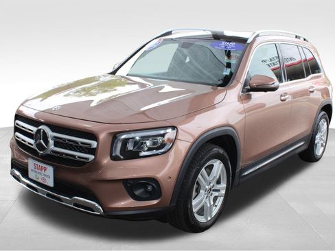 Used 2022 Mercedes-Benz GLB 250 4MATIC image 10