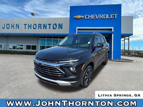 Used 2025 Chevrolet TrailBlazer LT image 1