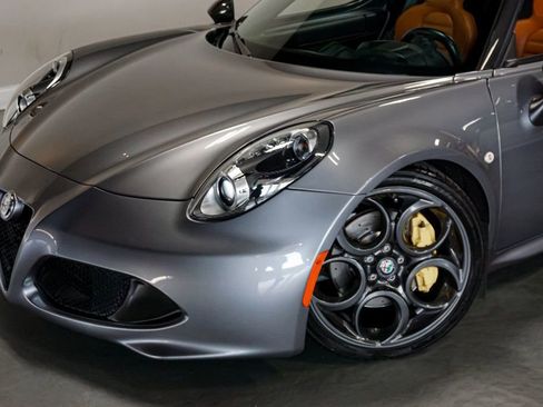 Used 2020 Alfa Romeo 4C Spider w/ Bright Package RWD image 92