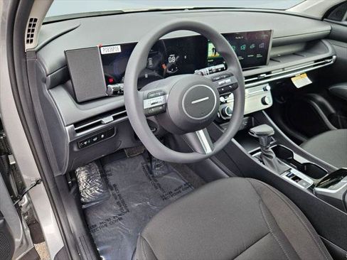 New 2026 Hyundai Tucson SEL image 13