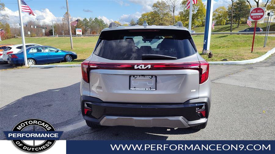 Used 2024 Kia Seltos X-Line AWD/4WD image 4