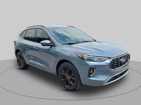 Used 2023 Ford Escape ST-Line Elite w/ Premium Technology Package AWD/4WD image 1