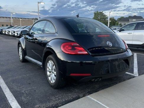 Used 2013 Volkswagen Beetle 2.5 FWD image 4