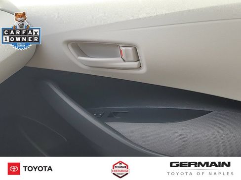 Used 2025 Toyota Corolla LE w/ Convenience Package FWD image 28