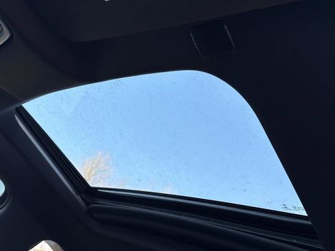 Used 2022 GMC Sierra 2500 AT4 w/ AT4 Preferred Package image 13