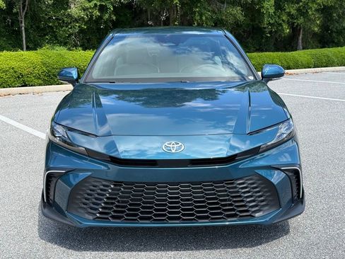 Used 2026 Toyota Camry SE w/ Convenience Package FWD image 7