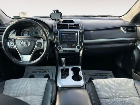 Used 2013 Toyota Camry SE image 10