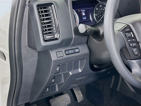 Used 2023 Nissan Frontier SV w/ Midnight Edition Package image 10