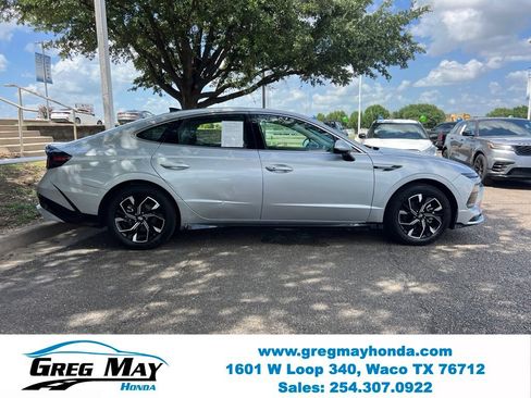 Used 2025 Hyundai Sonata SEL FWD image 8