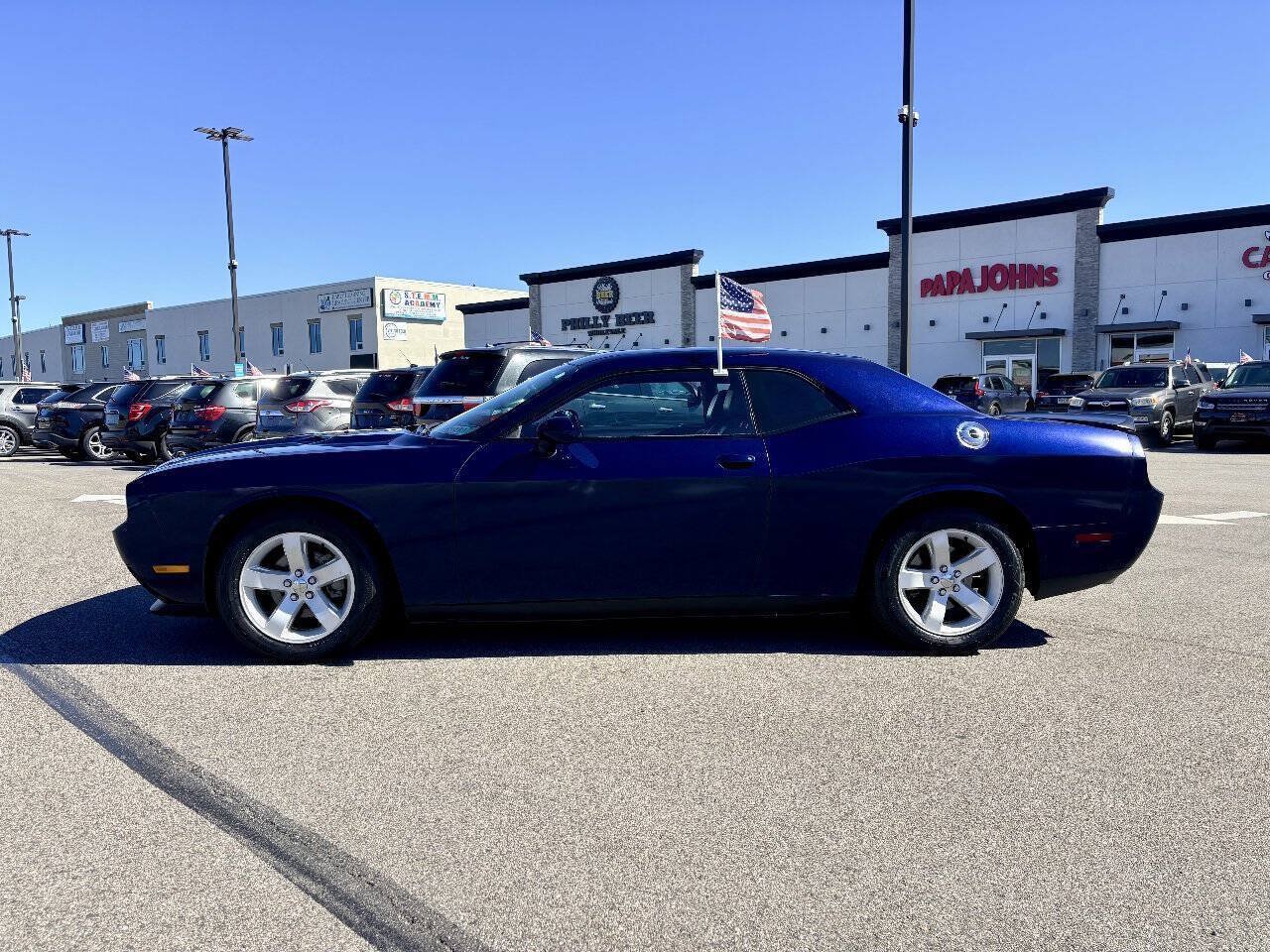 Used 2014 Dodge Challenger SXT Plus RWD image 3