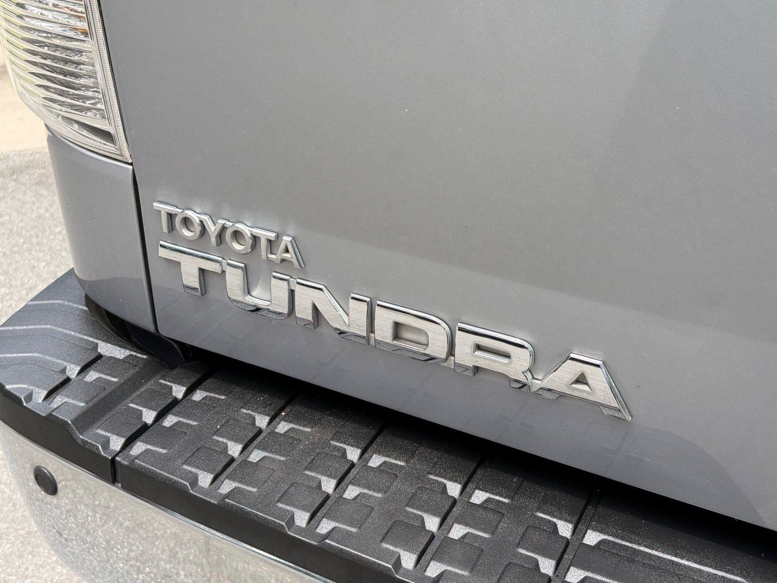 Used 2012 Toyota Tundra Limited w/ Platinum Pkg AWD/4WD image 10