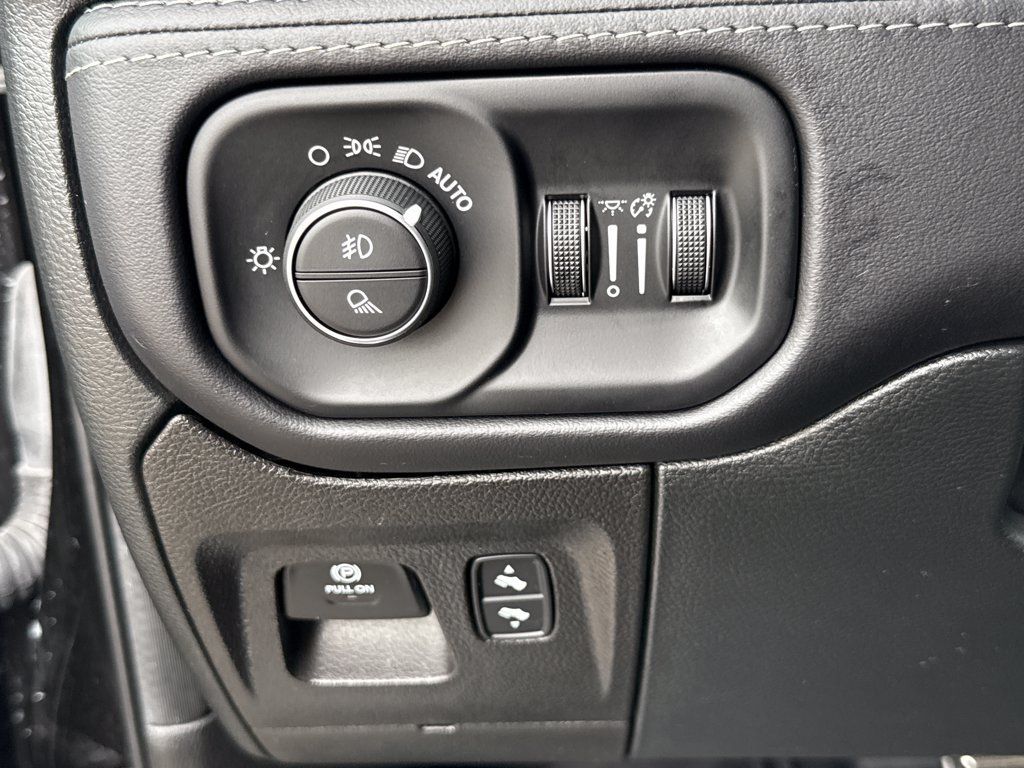 Used 2022 RAM 1500 TRX w/ TRX Level 2 Equipment Group AWD/4WD image 15