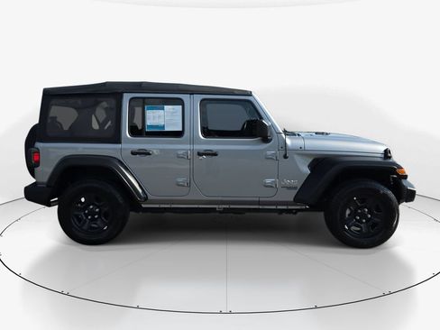 Used 2021 Jeep Wrangler Unlimited Sport AWD/4WD image 5