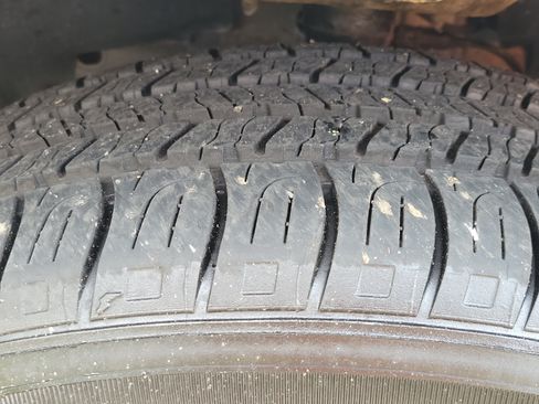 Used 2019 Jeep Cherokee Latitude w/ Cold Weather Group AWD/4WD image 13