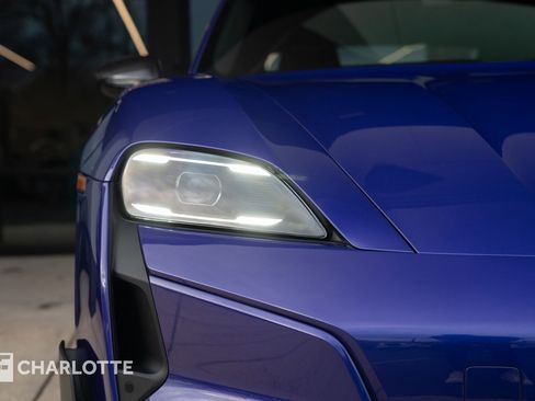 Used 2025 Porsche Taycan Turbo GT image 4