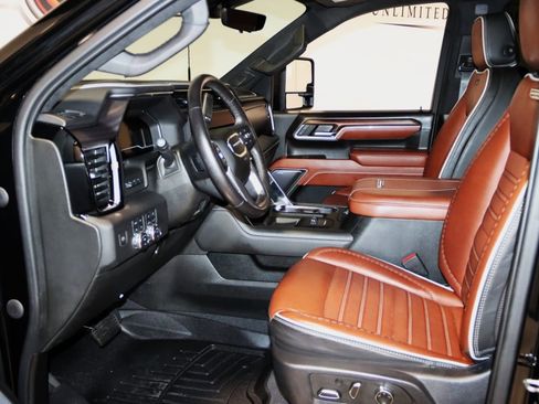 Used 2024 GMC Sierra 3500 Denali Ultimate image 48