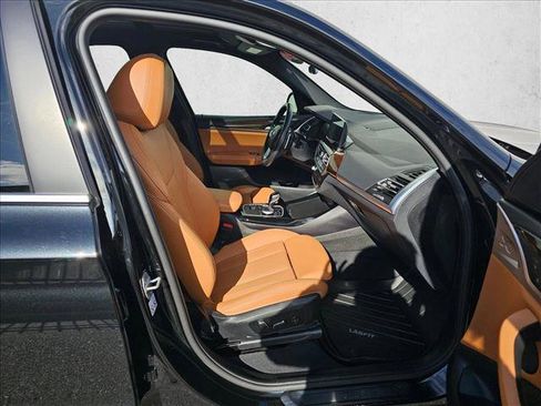 Used 2024 BMW X3 xDrive30i w/ Premium Package w/ZPA image 10
