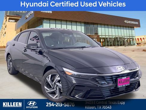 Used 2025 Hyundai Elantra SEL image 1