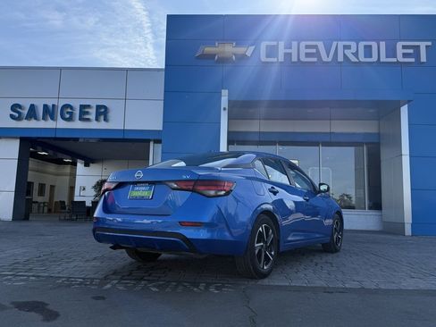 Used 2025 Nissan Sentra SV image 8