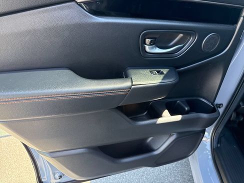 Certified 2025 Honda Pilot TrailSport image 18