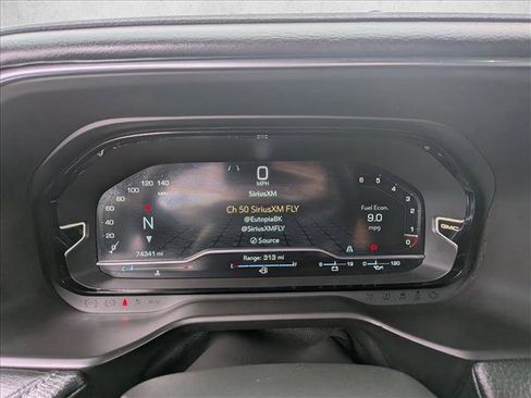 Used 2023 GMC Yukon XL Denali image 15