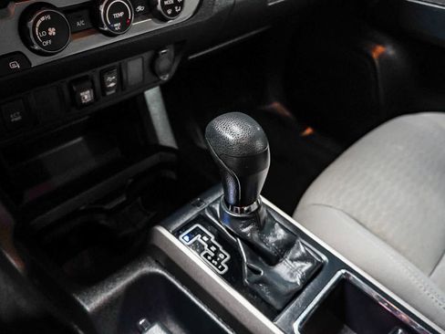 Certified 2019 Toyota Tacoma SR5 image 22