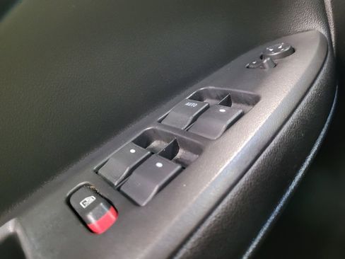Used 2016 Chevrolet Impala LTZ FWD image 27