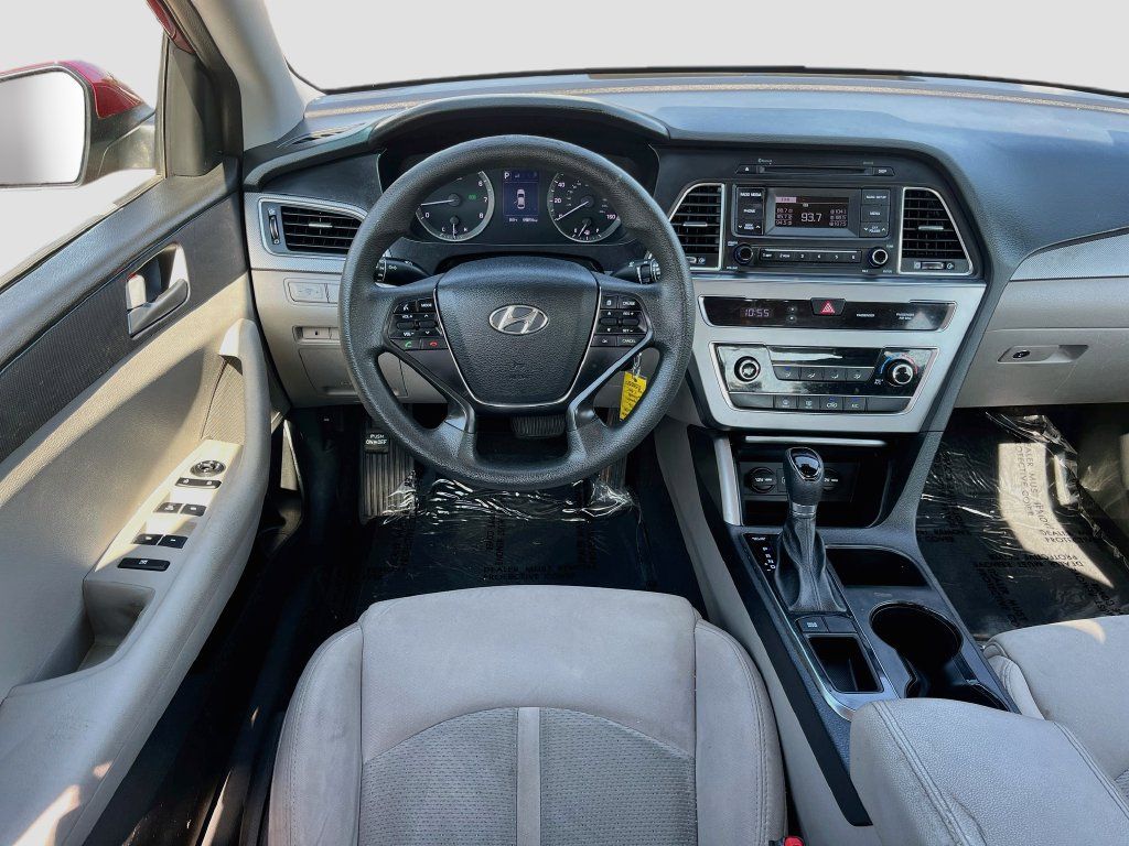 Used 2016 Hyundai Sonata SE FWD image 19